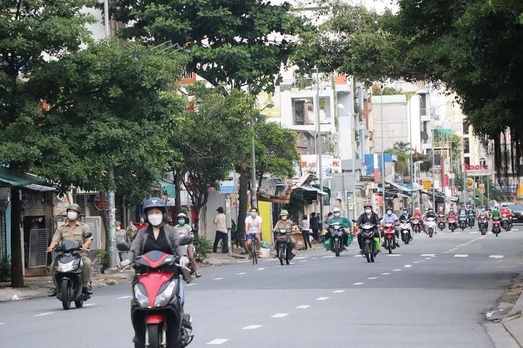 Đường Nguyễn Thái Sơn không ùn tắc dù kiểm tra "Di biến động dân cư".
