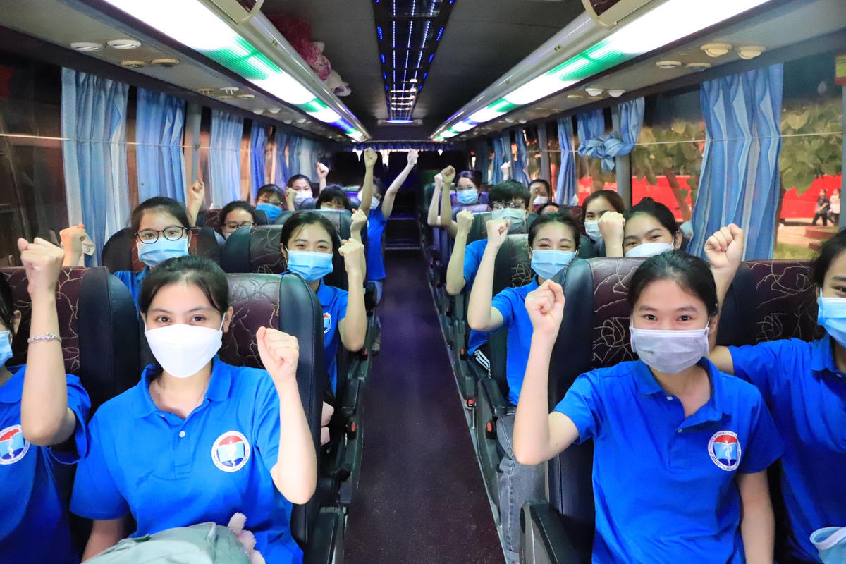 Tất cả các thành viên lên đường giúp TP Hà Nội chống dịch đều đã được tập huấn công tác lấy mẫu xét nghiệm SARS-CoV-2. 