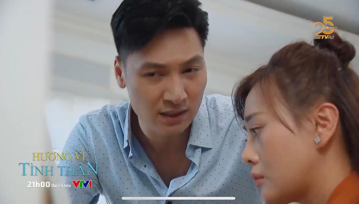 Long tiết lộ cho Nam về thân phận thật của mình. Ông Sinh chính là bố của cô. Ảnh: CMH.