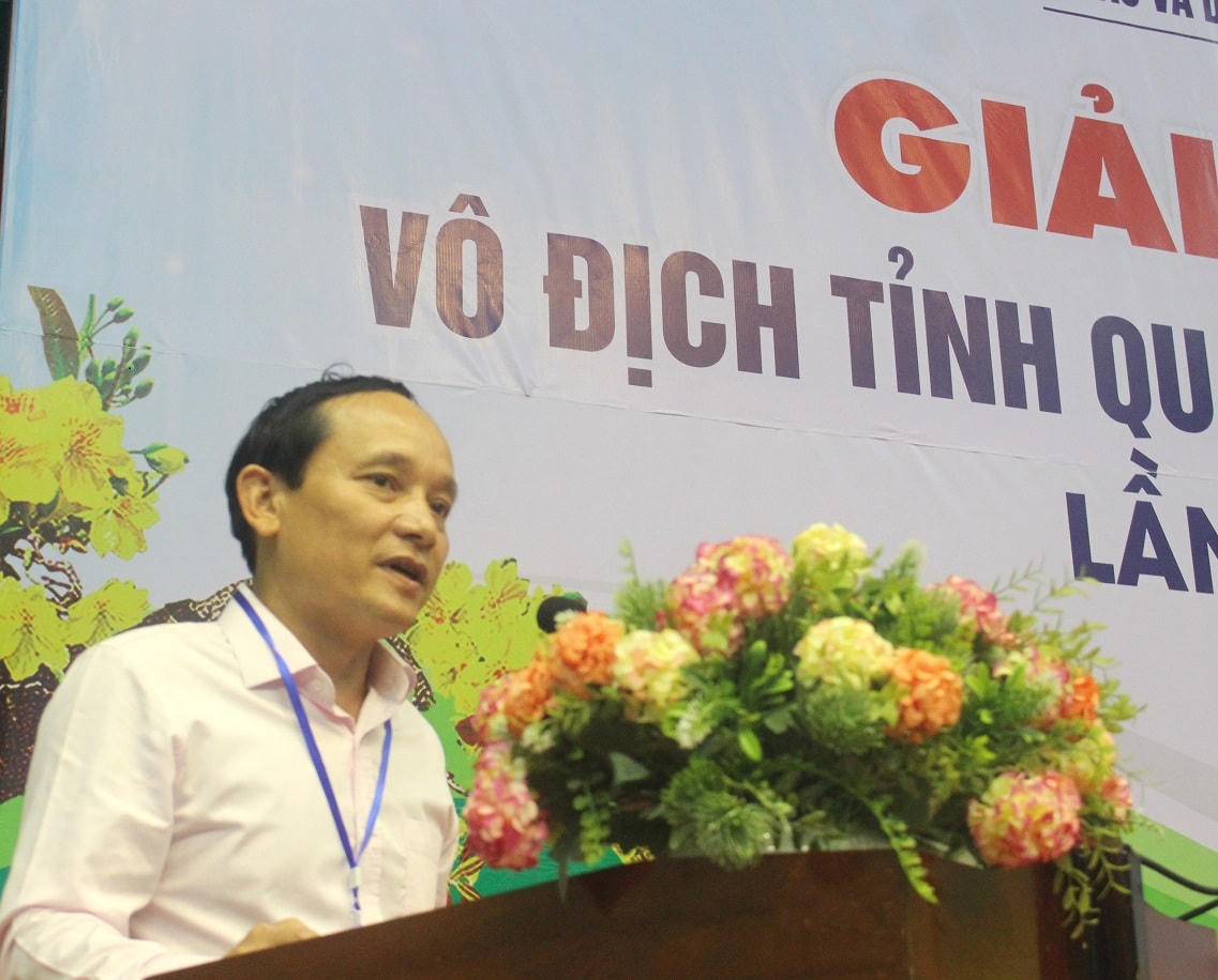 Ông Phạm Quốc Hùng phát biểu tại buổi lễ khai mạc cờ tướng tỉnh Quảng Nam lần thứ X.