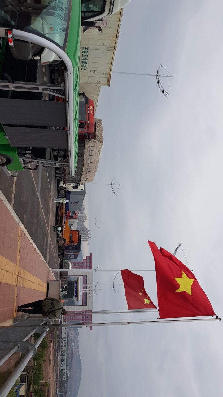 Cửa khẩu Bắc Luân 2.