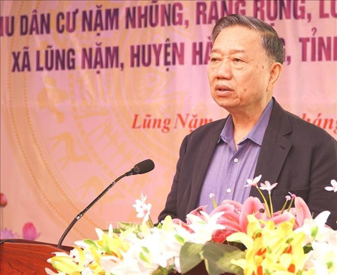 Bộ trưởng Tô Lâm dự Ngày hội Đại đoàn kết toàn dân tộc tại tỉnh Cao Bằng
