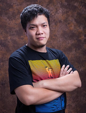 Nhà báo Đinh Đức Hoàng.