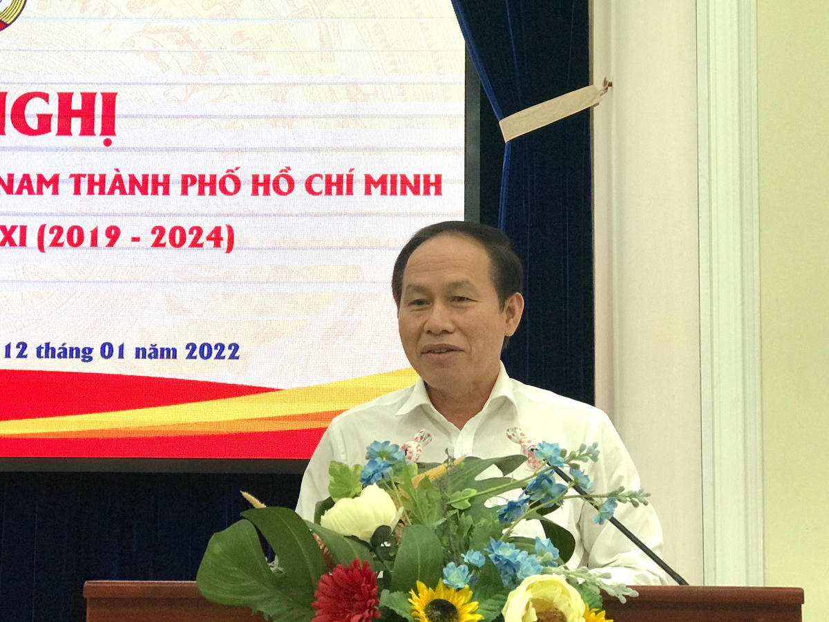 Phó Chủ tịch - Tổng Thư ký UBTƯ MTTQ Việt Nam Lê Tiến Châu phát biểu tại hội nghị.