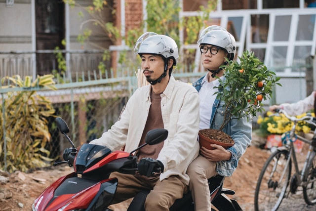 "Đi về nhà" là ca khúc đang được giới trẻ yêu thích. 