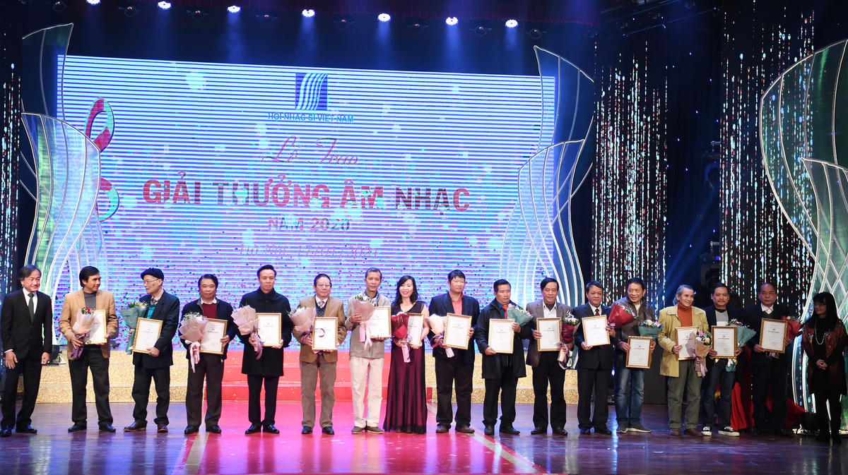 Mặc dù chị ảnh hưởng của dịch Covid-19, âm nhạc Việt vẫn ghi nhận một năm thành công.