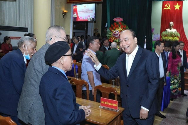 Thủ tướng Chính phủ Nguyễn Xuân Phúc dự Ngày hội Đại đoàn kết toàn dân tộc phường Điện Biên.