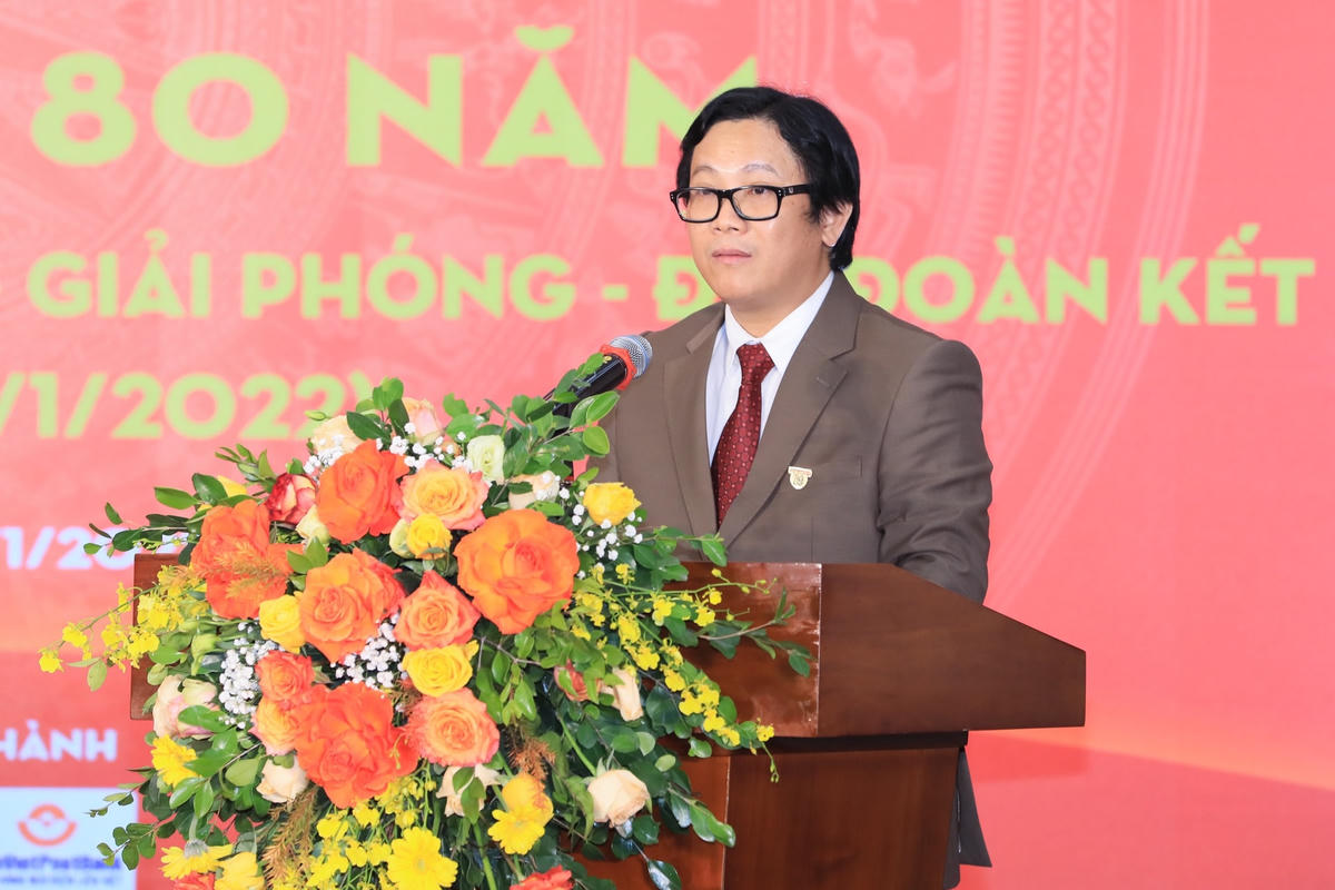 Nhà báo Lê Anh Đạt, quyền Tổng Biên tập báo Đại Đoàn Kết phát biểu tại Lễ kỷ niệm.