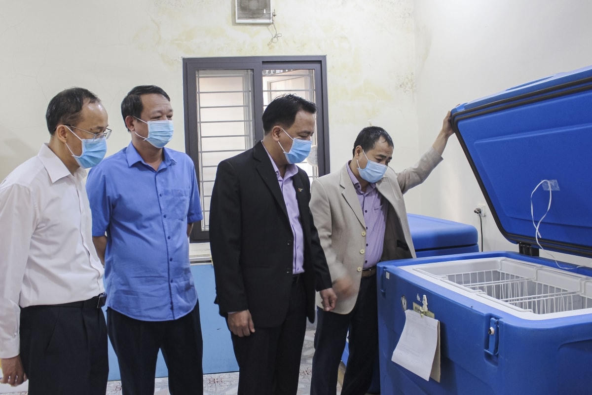 Số vaccine này sẽ ưu tiên tiêm phòng cho các lực lượng tuyến đầu phòng chống dịch, tiêm trước cho các địa bàn đang có dịch.  