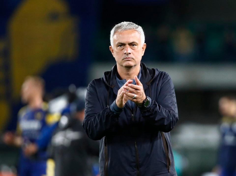 HLV Mourinho nhận thất bại đầu tiên từ khi dẫn dắt AS Roma.