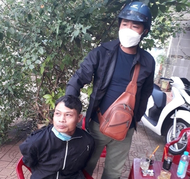 Nghi phạm Huỳnh Chí Ân khi bị bắt