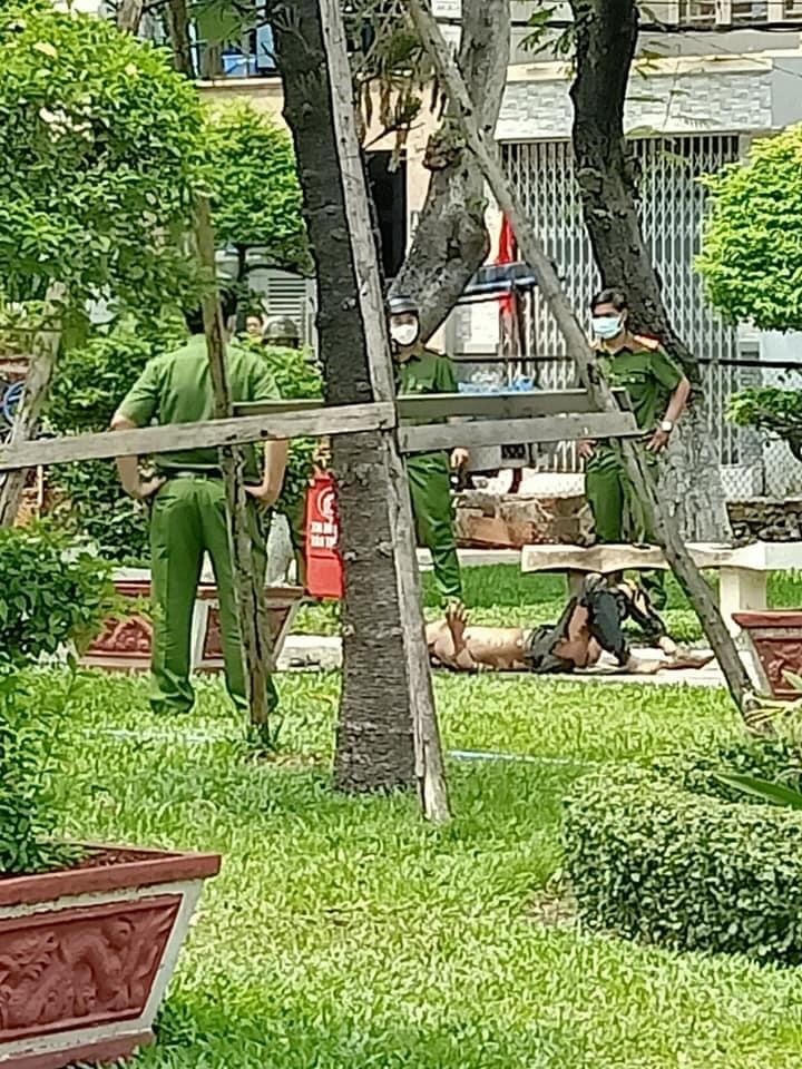 Công an phong tỏa hiện trường. Ảnh: TL