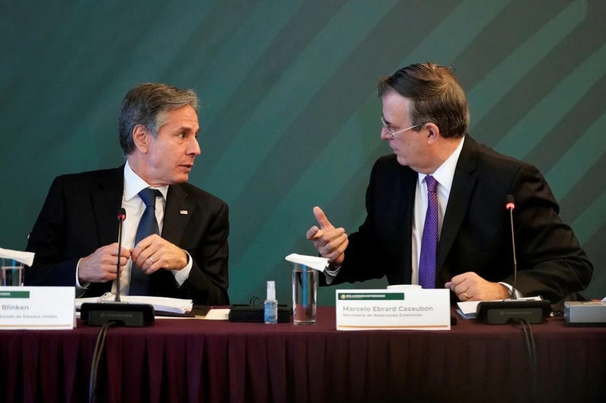 Ngoại trưởng Mỹ Antony Blinken và Ngoại trưởng Mexico Marcelo Ebrard phát biểu trong Đối thoại An ninh Cấp cao Hoa Kỳ-Mexico tại Mexico ngày 8/10/2021. Ảnh: Reuters.