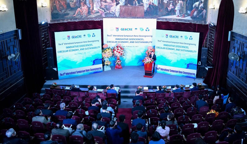 Toàn cảnh Hội nghị.