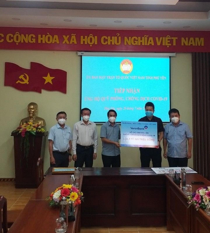 Ngân hàng TMCP Công thương Việt Nam chi nhánh Phú Yên ủng hộ 1,365 tỉ đồng cho Uỷ ban MTTQ Việt Nam tỉnh Phú Yên.