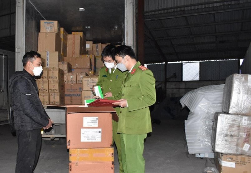 Các thiết bị nhập lậu phần lớn đều có tác dụng điều trị Covid-19.