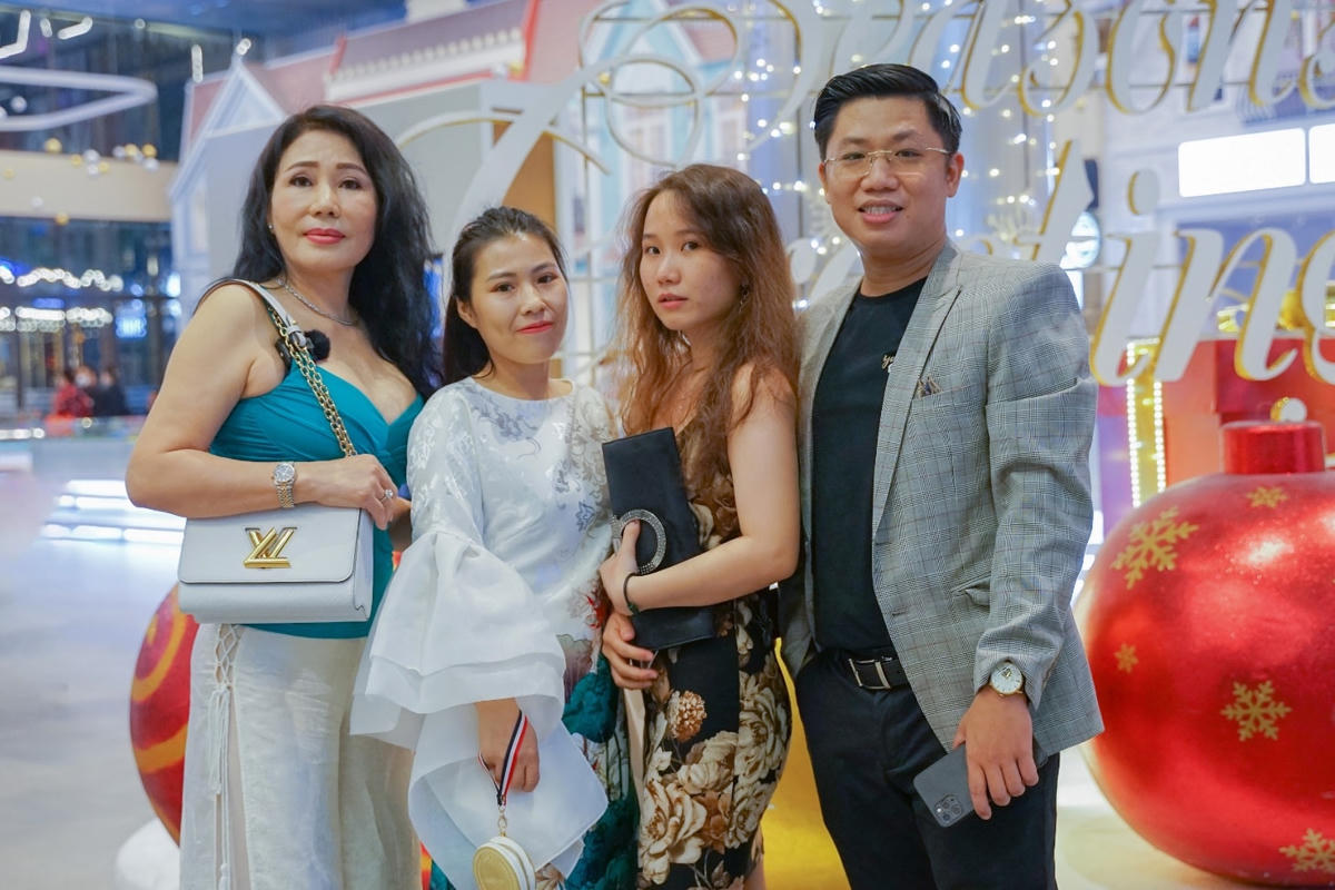 Khách mời thực sự ấn tượng trước quy mô của chuỗi sự kiện và hài lòng về chất lượng dịch vụ.