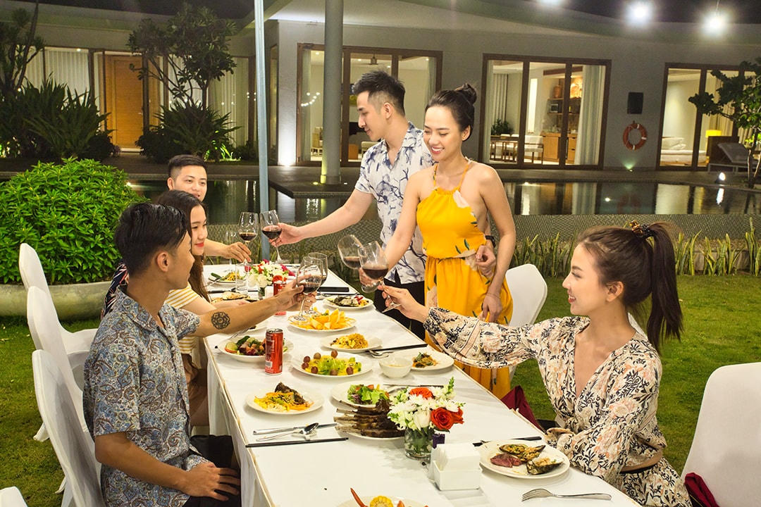 Kỳ nghỉ dưỡng tại villa sang trọng ở FLC Hotels & Resorts.