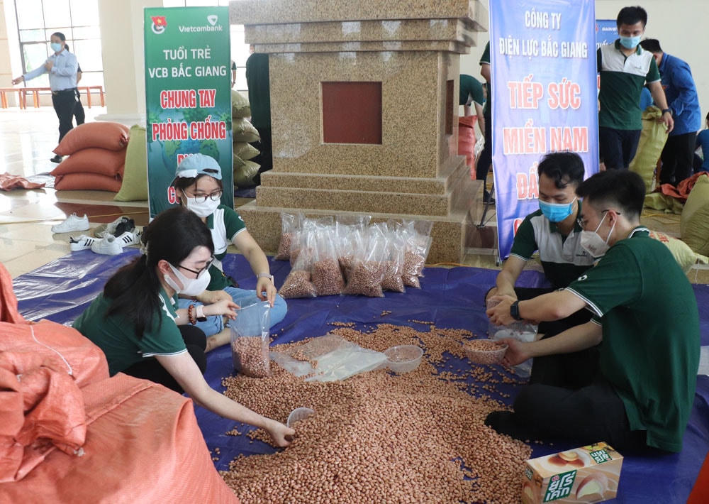 Bắc Giang: Nghĩa cử cao đẹp hướng về miền Nam chống dịch