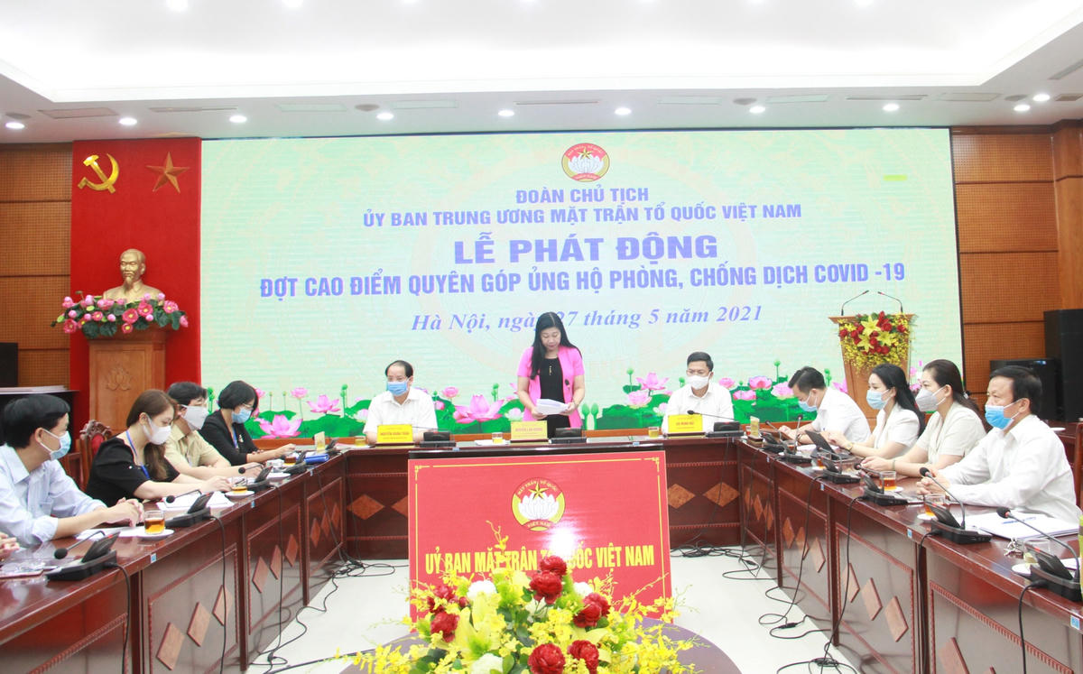 Bà Nguyễn Lan Hương, Chủ tịch Ủy ban MTTQ thành phố Hà Nội kêu gọi các cơ quan, đơn vị, tổ chức, doanh nghiệp chung sức, đồng lòng và tích cực tham gia ủng hộ công tác phòng, chống dịch Covid-19.