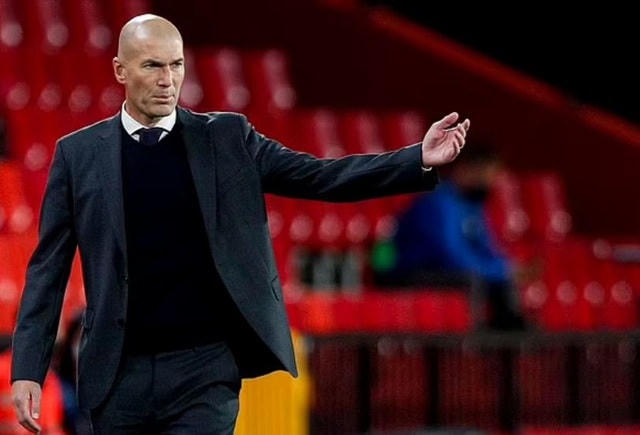 HLV Zidane thông báo sẽ rời Real Madrid sau khi mùa giải này kết thúc.