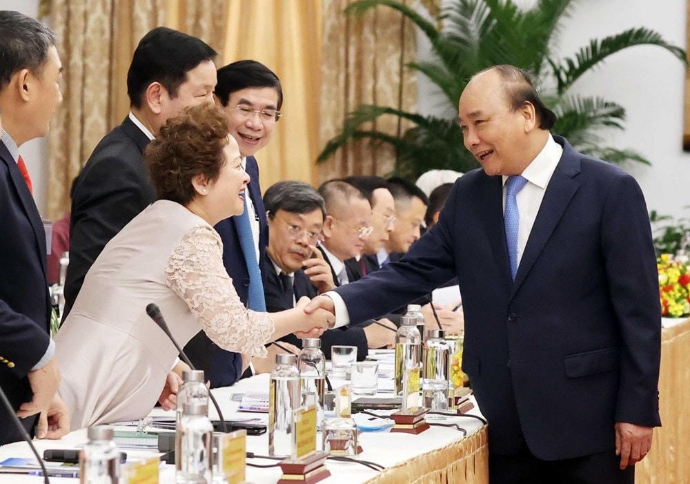 Thủ tướng Nguyễn Xuân Phúc với các đại biểu dự cuộc “Đối thoại 2045.” (Ảnh: Thống Nhất/TTXVN).