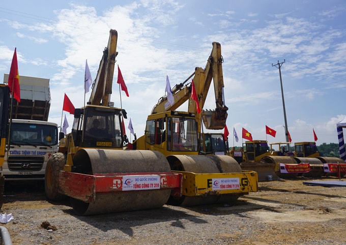 Hiện trường thi công cao tốc Mai Sơn - Quốc lộ 45. Ảnh: Lê Hoàng .