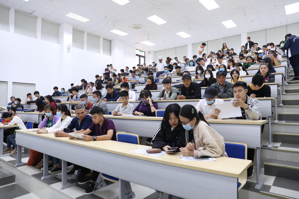 Đến thời điểm này, nhiều trường đại học đã sẵn sàng đón sinh viên trở lại học trực tiếp. Ảnh minh họa.