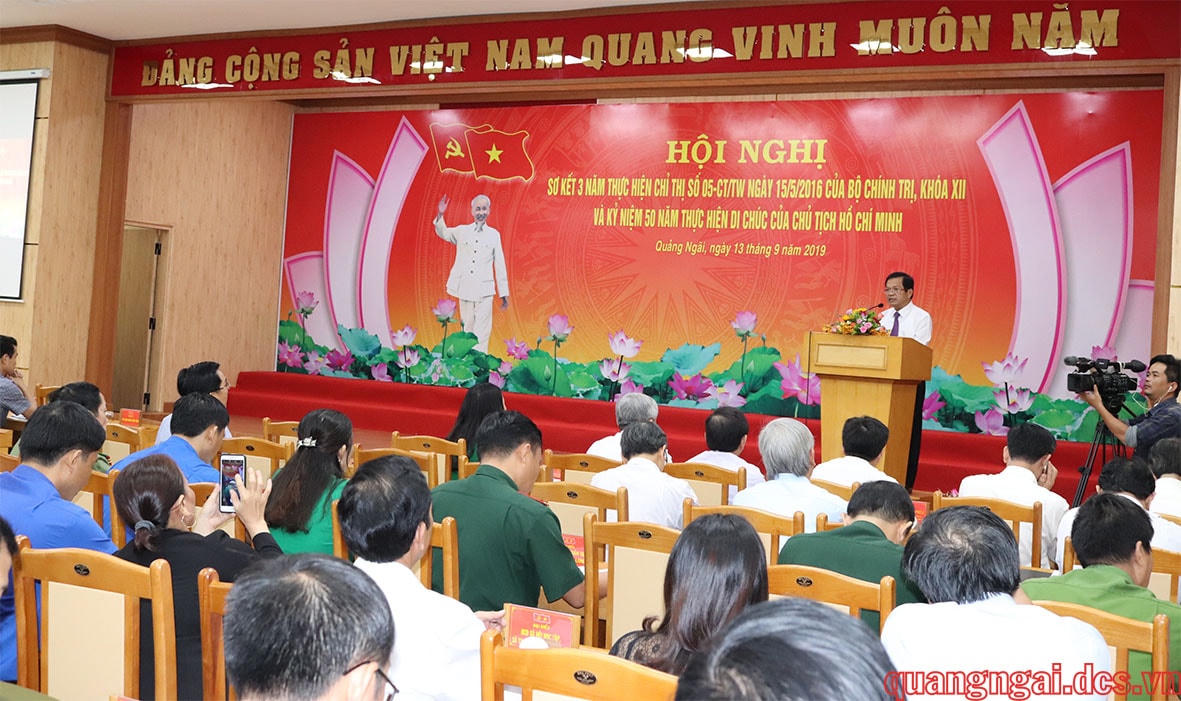 Quang cảnh Hội nghị sơ kết 3 năm thực hiện Chỉ thị 05/CT-TW của Bộ Chính trị (Khóa XII) của Tỉnh ủy Quảng Ngãi. Ảnh: Cổng TTĐT Đảng bộ tỉnh Quảng Ngãi.