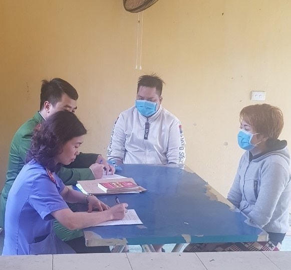 Nguyễn Thị Ánh Tuyết tại cơ quan Công an.