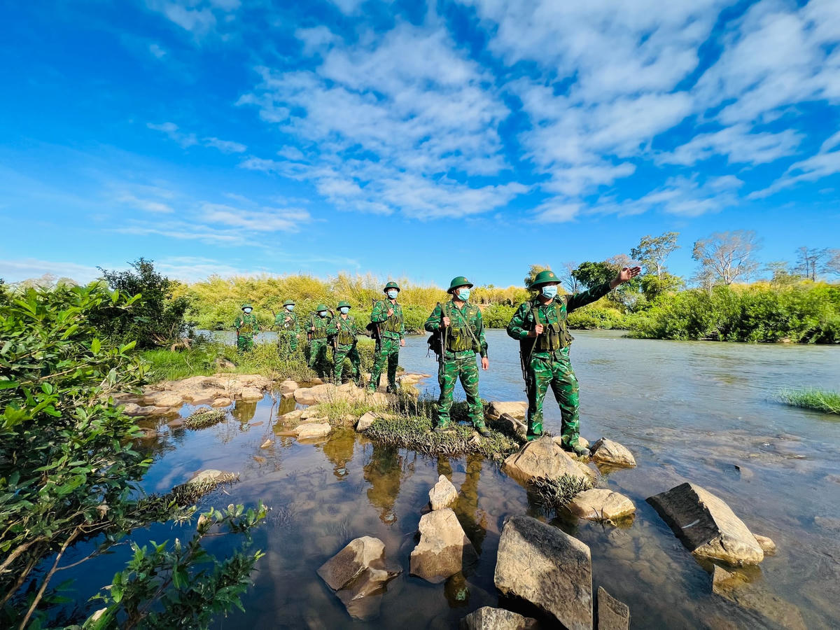 Trên đường tuần tra.