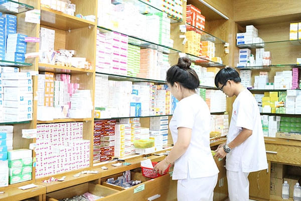 Không để xảy ra tình trạng khan hiếm, thiếu thuốc phục vụ công tác khám, chữa bệnh cho nhân dân.