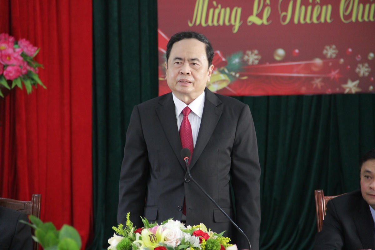 Chủ tịch Trần Thanh Mẫn phát biểu tại buổi gặp mặt. 