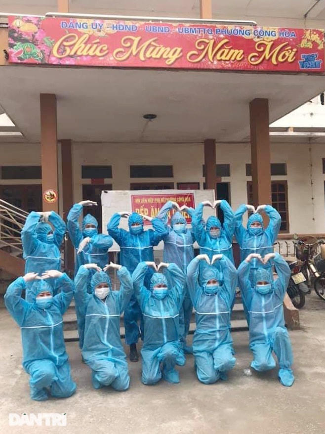 Cảm động bếp ăn 'dã chiến' xuyên Tết luôn đỏ lửa tại ổ dịch TP Chí Linh