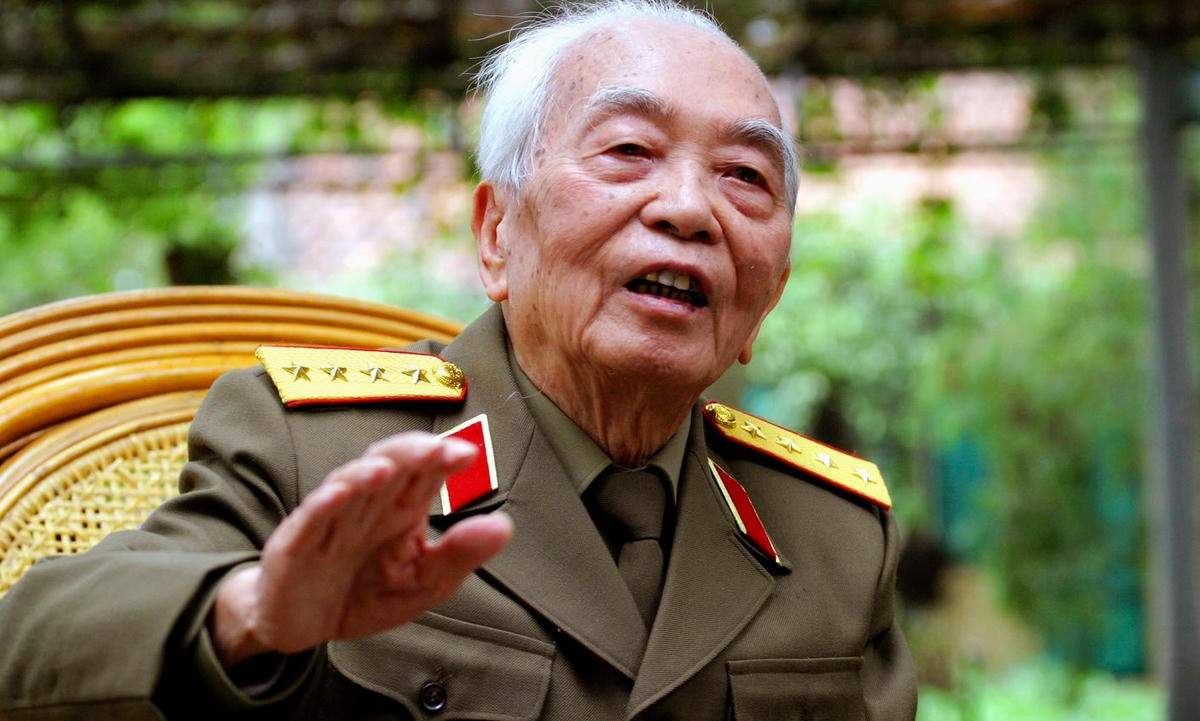 Đại tướng Võ Nguyên Giáp.