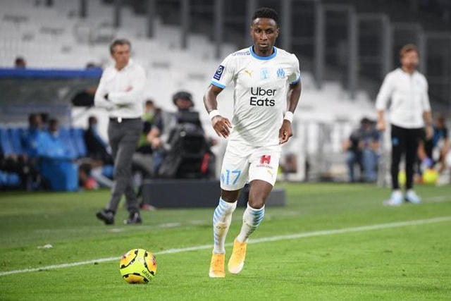 Bayern Munich chính thức xác nhận giành được chữ ký của Bouna Sarr từ Marseille. "Hùm xám" sẽ trả cho đội bóng nước Pháp số tiền 10 triệu euro. Sarr sẽ trở thành người của Bayern trong 4 mùa giải.