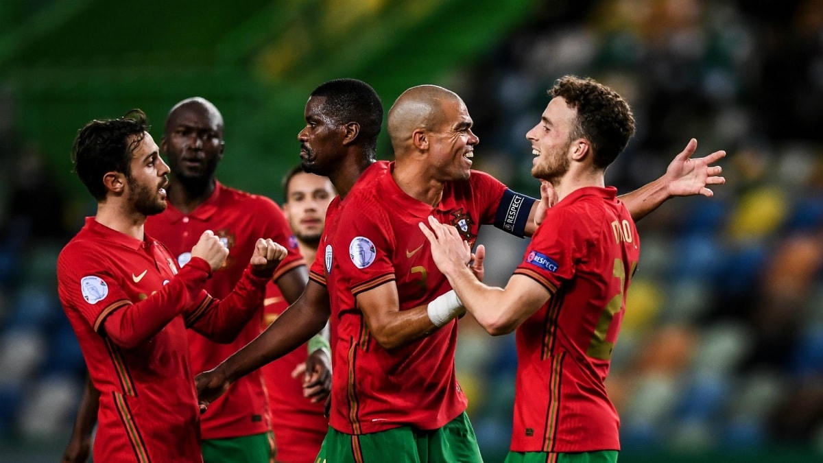 Không Ronaldo, Bồ Đào Nha vẫn đại thắng Thụy Điển (Ảnh: Getty).