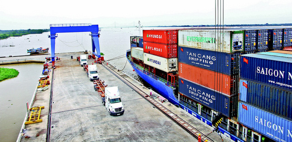 Hệ thống logistics đang dần được củng cố.