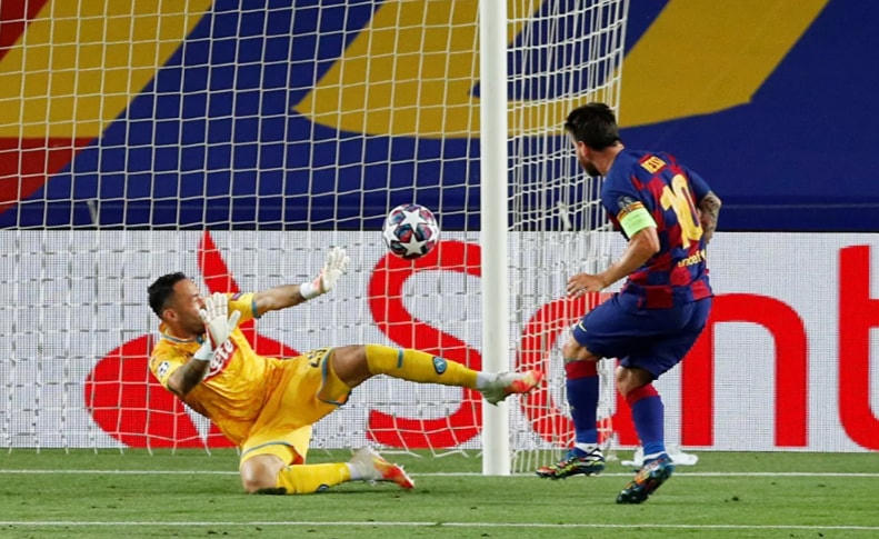 Messi trong một trận đấu trên sân Camp Nou, Barcelona, Tây Ban Nha, ngày 8/8/2020.
