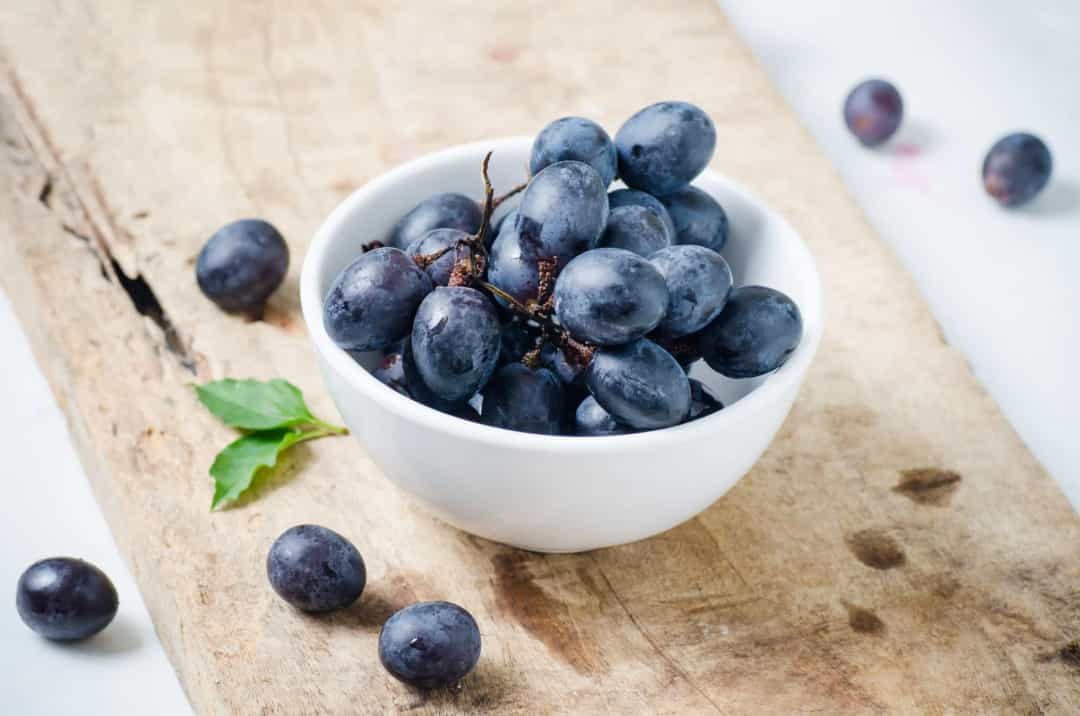 Ăn gì để tốt cho sức khỏe cột sống?