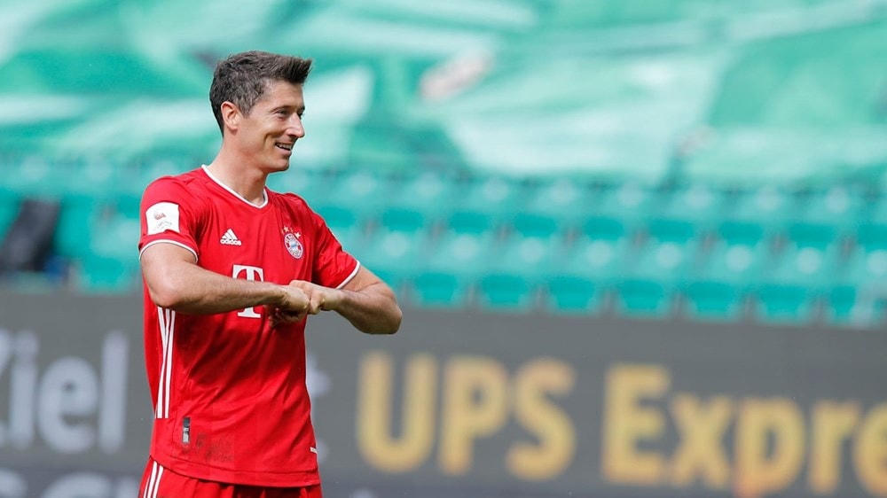 Đây cũng là bàn thắng thứ 34 của chân sút người Ba Lan tại Bundesliga mùa này. (Nguồn: FcBayern).