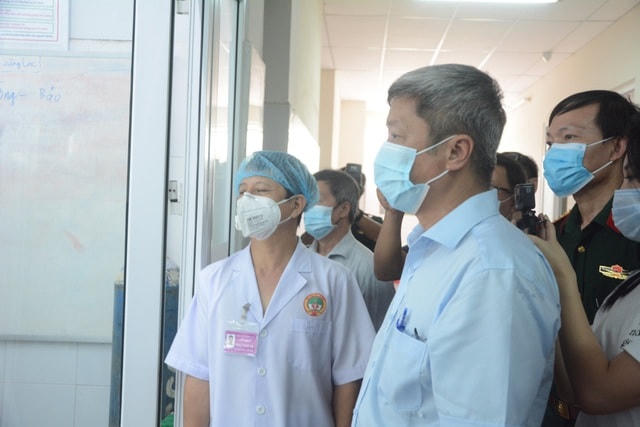 Hơn 20 ngày của Thứ trưởng Nguyễn Trường Sơn ở tâm dịch Covid-19 Đà Nẵng