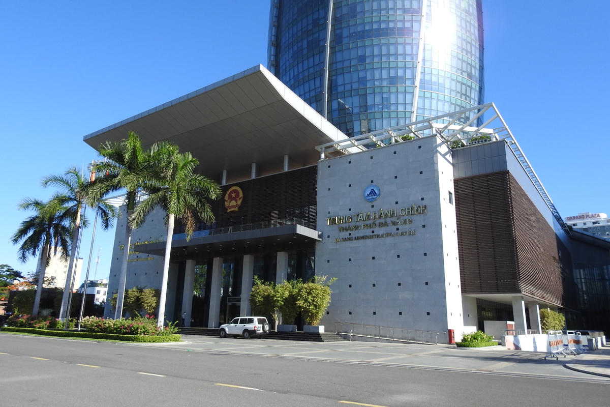 Trong thời gian thực hiện "ai ở đâu ở đó", cơ quan công sở của Đà Nẵng chỉ bố trí tối đa 10% lượng người làm việc. Ảnh Thanh Tùng.