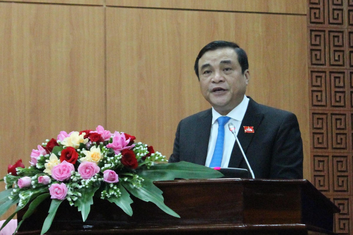 Ông Phan Việt Cường, Bí thư Tỉnh ủy phát biểu khai mạc tại kỳ họp.