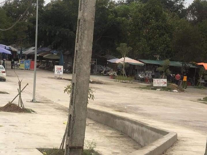 Lối vào đền Cô Bơ, nơi xảy ra án mạng.