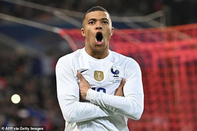 Mbappe tỏa sáng trong chiến thắng 5-0 của Pháp trước Nam Phi (Ảnh: GI).
