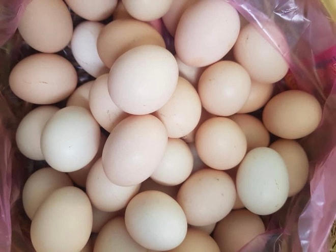 Trứng gà ở một số chợ Hà Nội tăng mạnh.