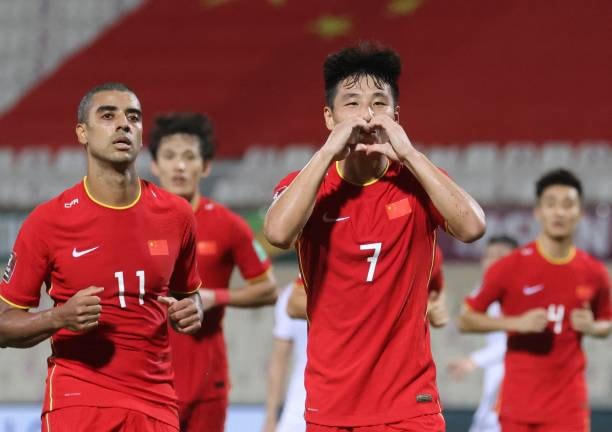 Wu Lei cho biết mình đã không chạm bóng ở bàn ấn định tỉ số.