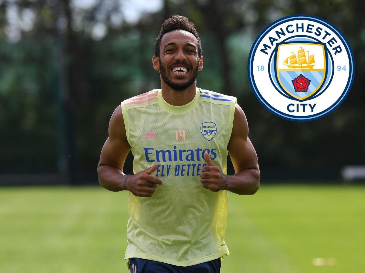 Man City được cho đua ký Aubameyang.