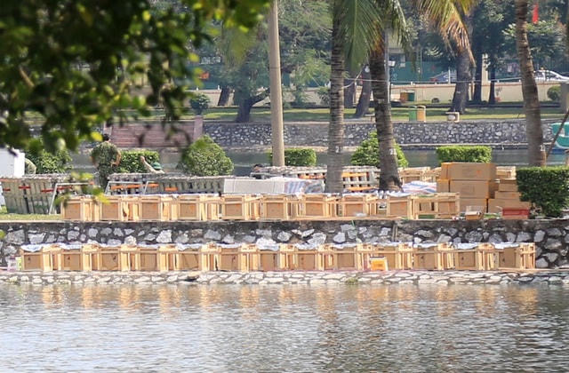 Màn bắn pháo hoa tầm cao này sẽ được truyền hình trực tiếp để người dân theo dõi qua ti vi.  